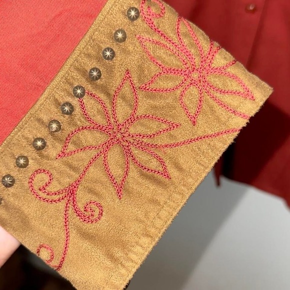 Scully - Western Embroidered Snap Shirt - Women's M - Red Brown Rodeo Yoke - Picture 3 of 7